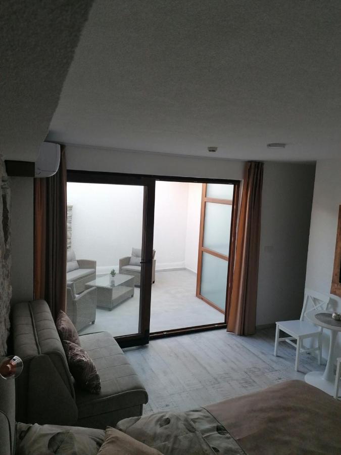 Vila Mira Trebinje Exterior foto